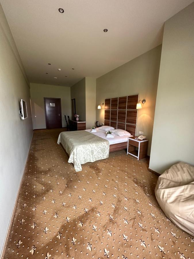 Riga Unimars Hotel Εξωτερικό φωτογραφία