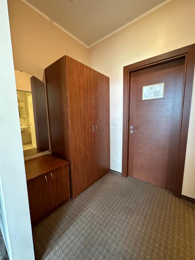 Riga Unimars Hotel Εξωτερικό φωτογραφία