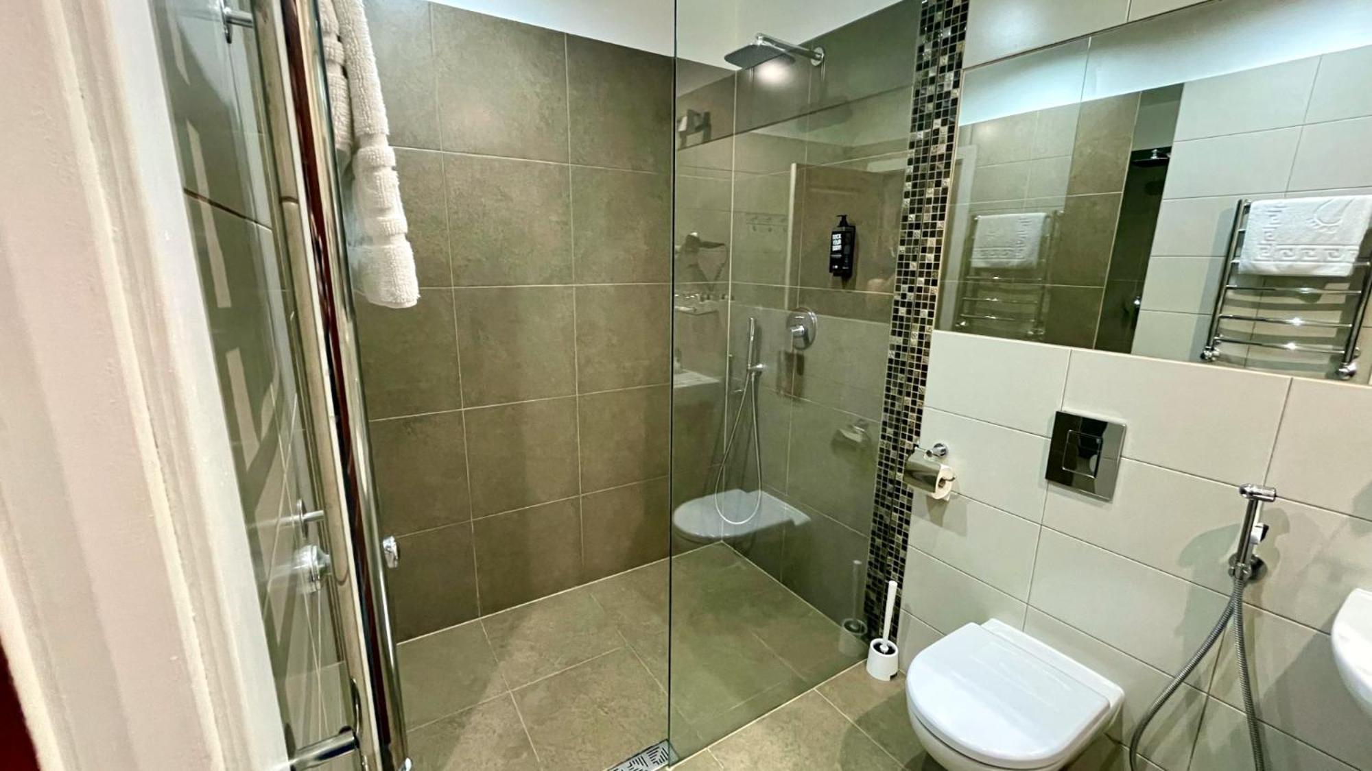Riga Unimars Hotel Εξωτερικό φωτογραφία